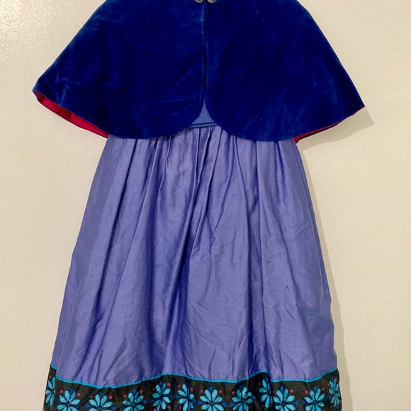 Anna of Arendelle Jumper and Blouse Size 4 - Picture 9 of 11
